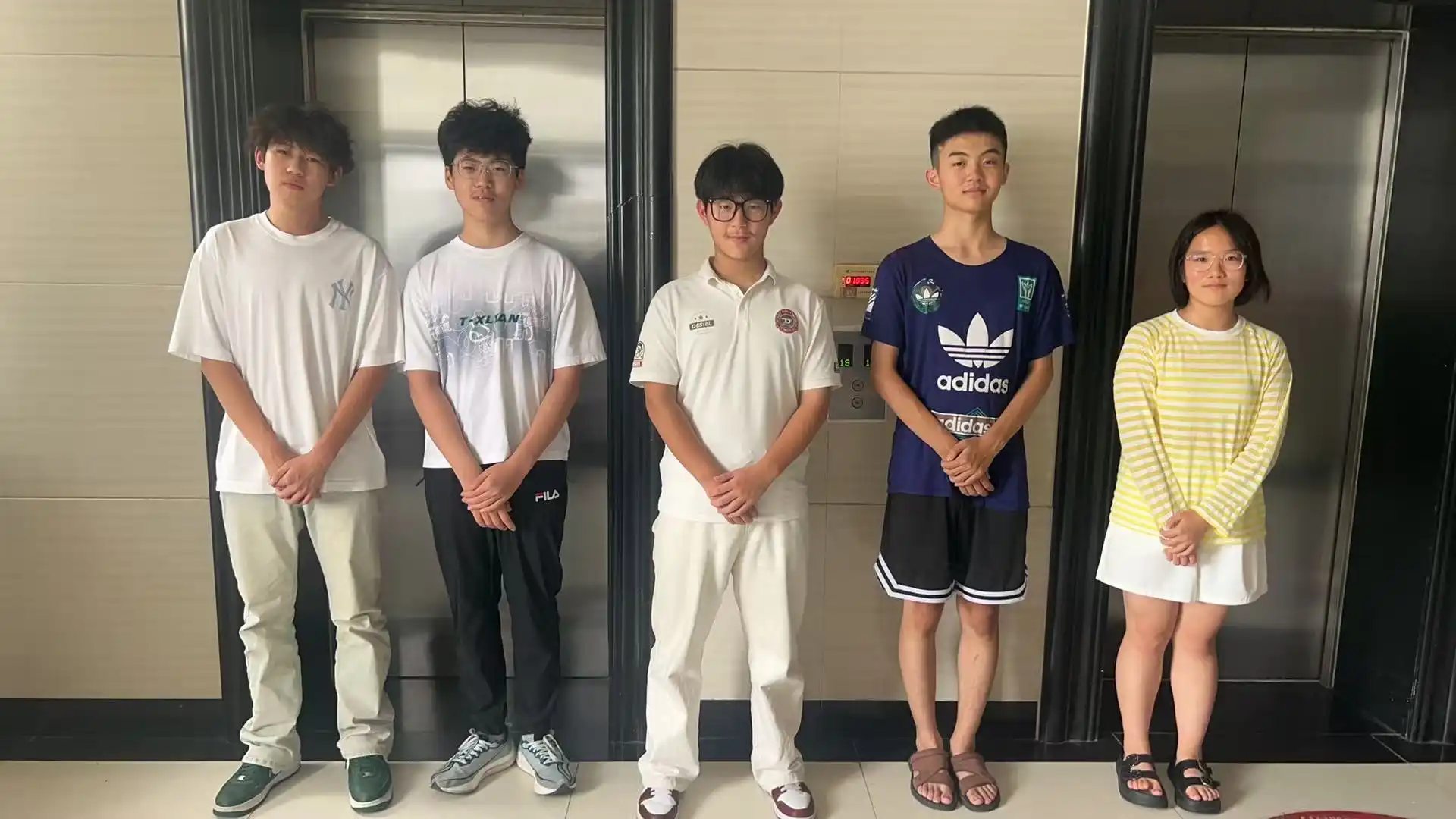 学生合照